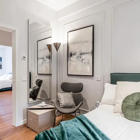 The Rent - Prestigious Multi-bedroom Overlooking St. Peter's * Roma